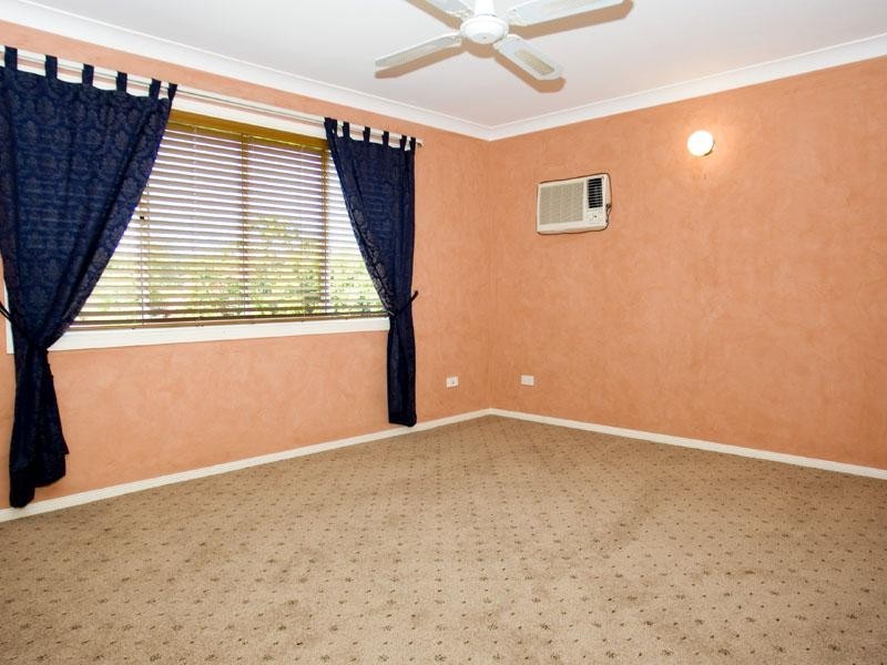 3 Keitel Close, Bridgeman Downs QLD 4035