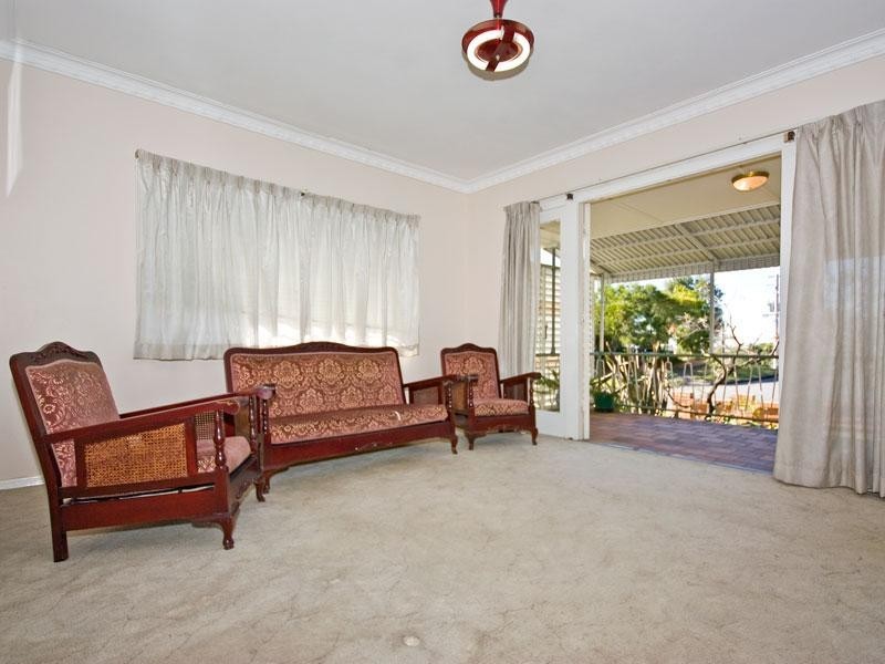 78 Pangeza Street, Stafford Heights QLD 4053
