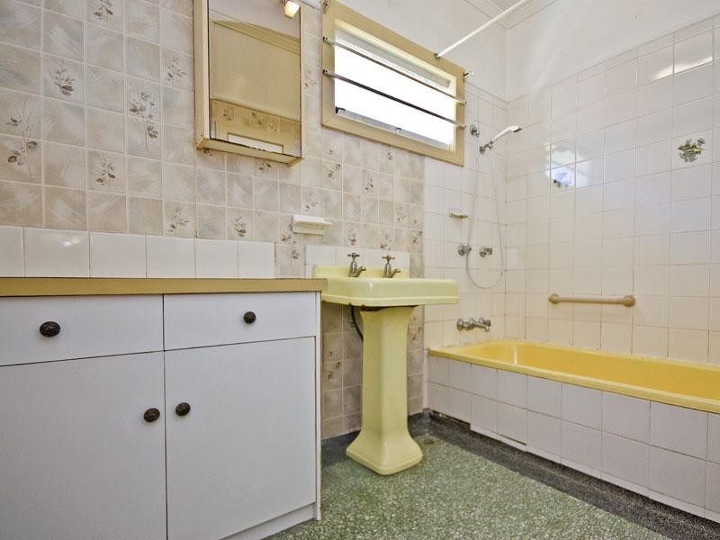 78 Pangeza Street, Stafford Heights QLD 4053