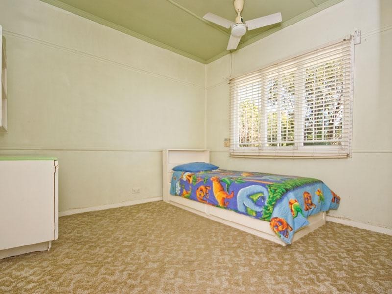 78 Pangeza Street, Stafford Heights QLD 4053