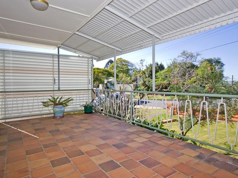 78 Pangeza Street, Stafford Heights QLD 4053