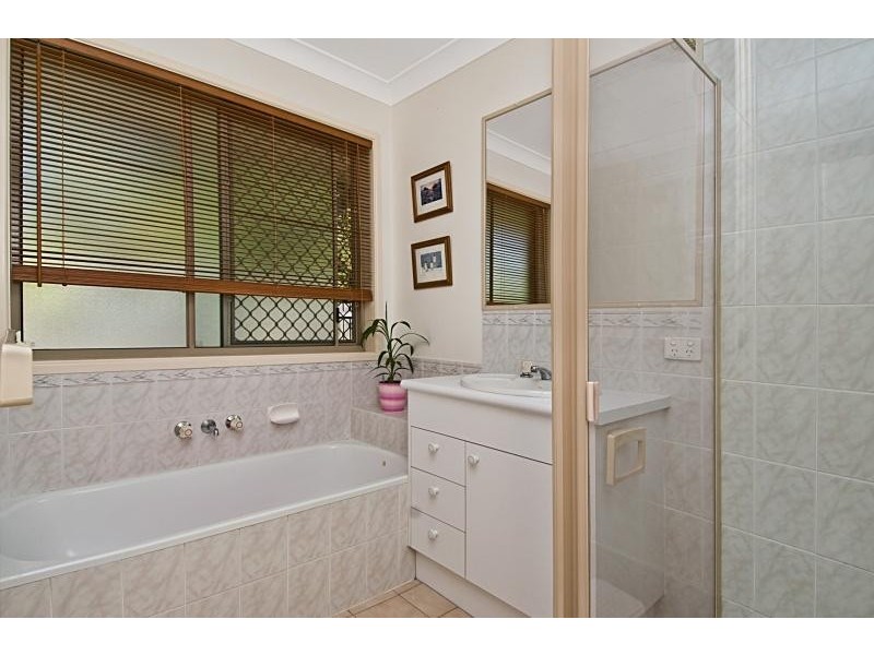 22 Narrabeen Road, Albany Creek QLD 4035