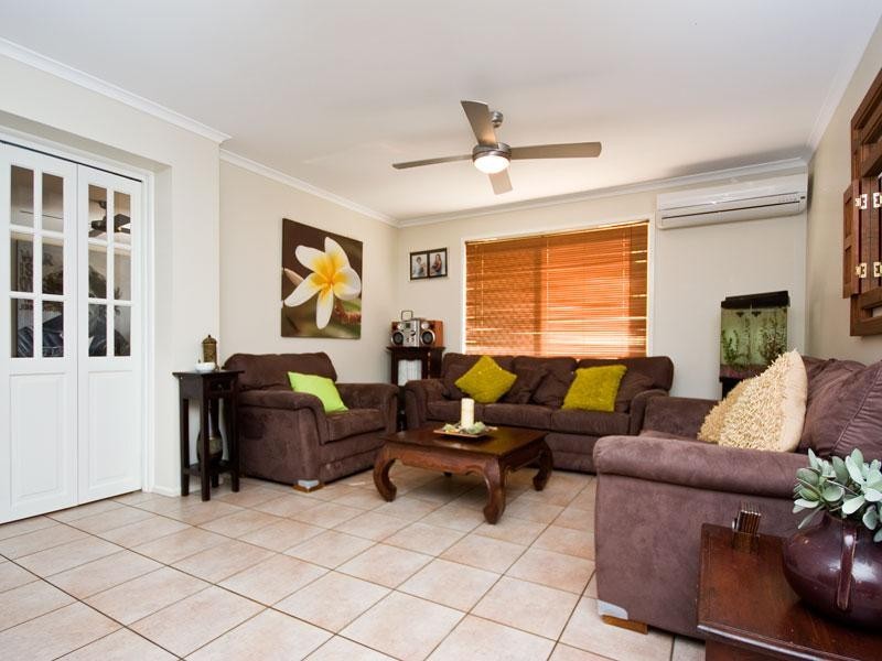 10 Brookland Close, Bridgeman Downs QLD 4035