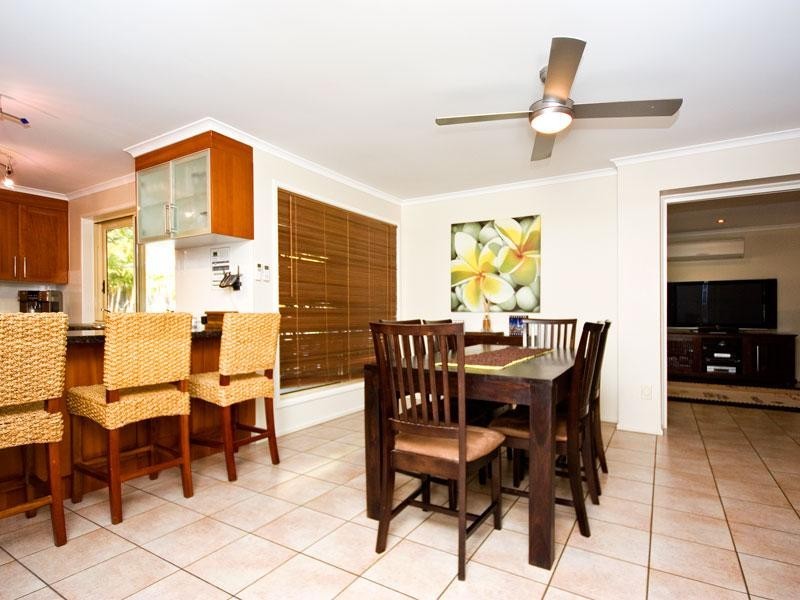 10 Brookland Close, Bridgeman Downs QLD 4035