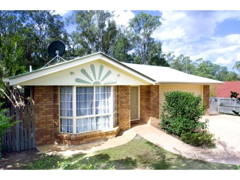 15 Glenside Place, Bridgeman Downs QLD 4035