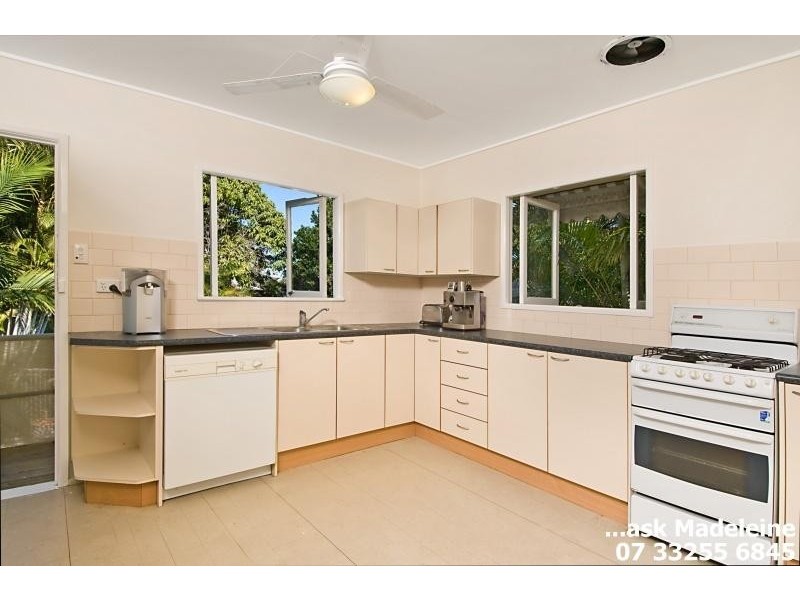 37 Narellan Street, Arana Hills QLD 4054