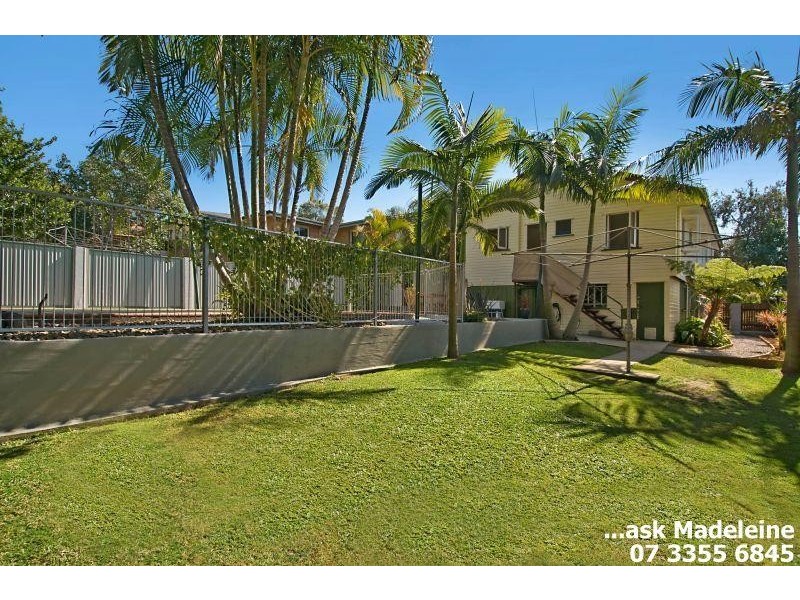 37 Narellan Street, Arana Hills QLD 4054