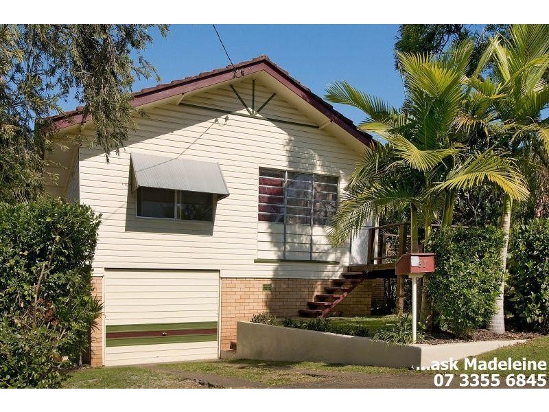 37 Narellan Street, Arana Hills QLD 4054