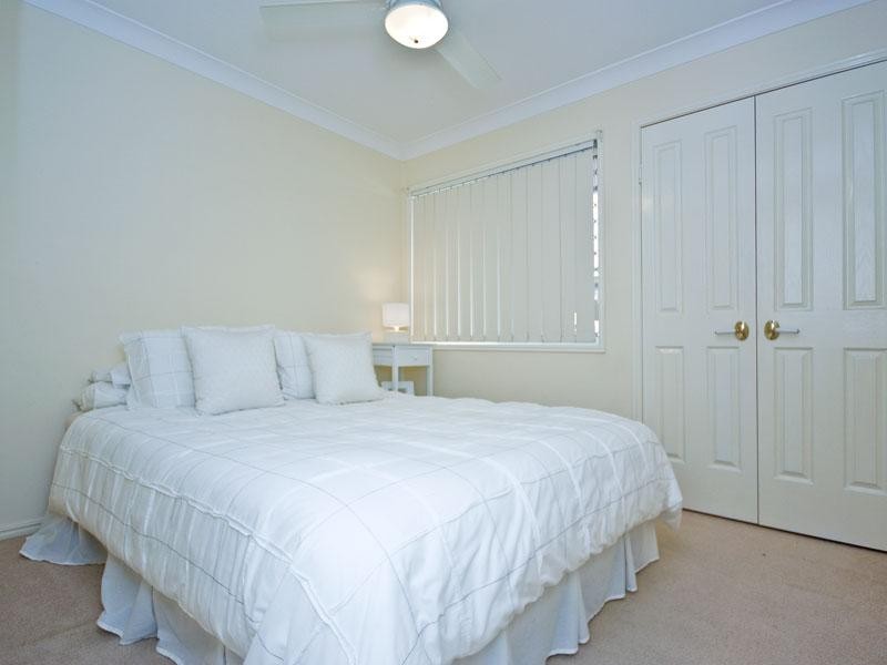 12 Greenfern Place, Ferny Grove QLD 4055