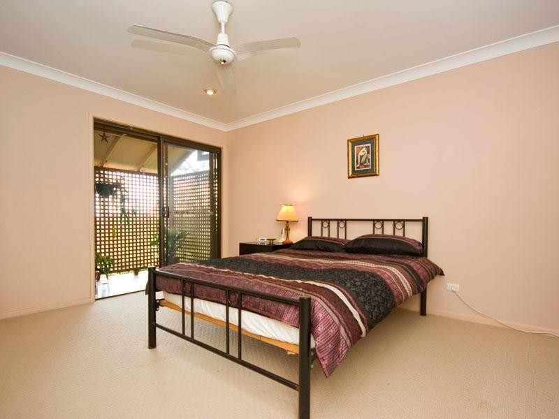 20 Barber Road, Ferny Hills QLD 4055