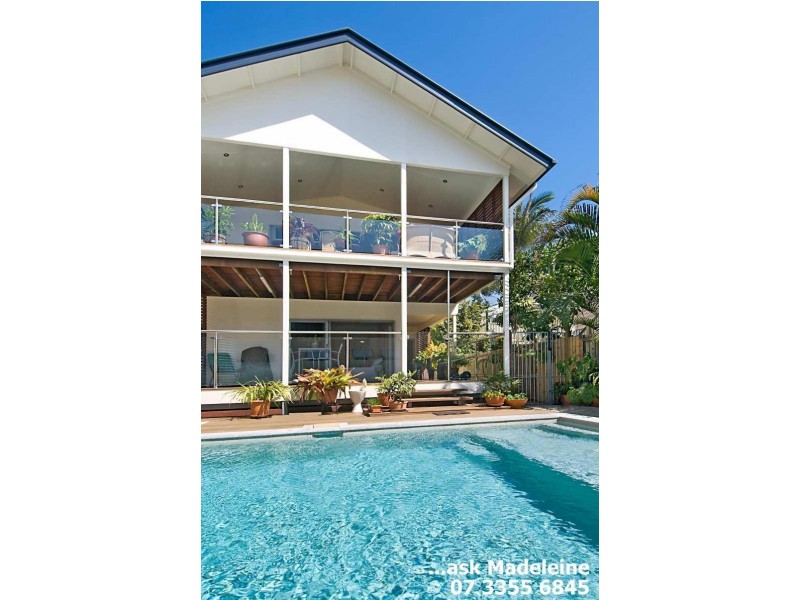 74 Palm Avenue, Shorncliffe QLD 4017