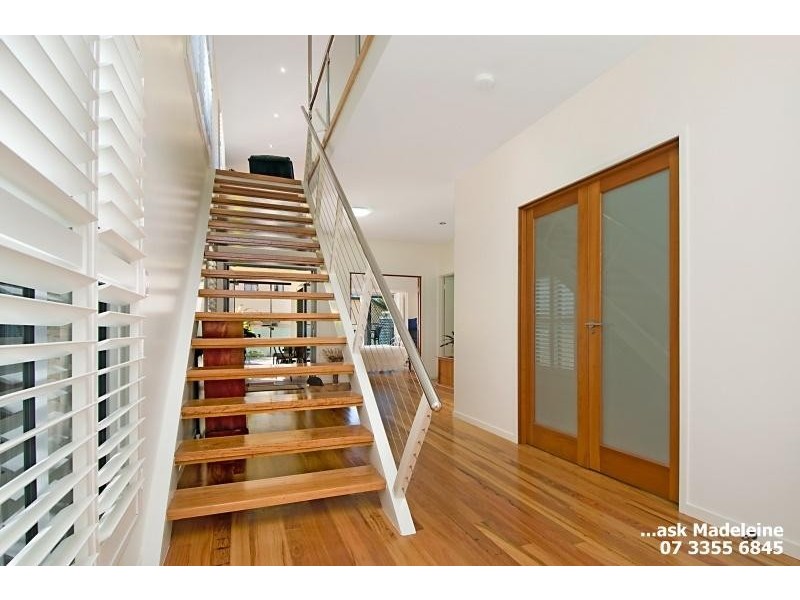 74 Palm Avenue, Shorncliffe QLD 4017