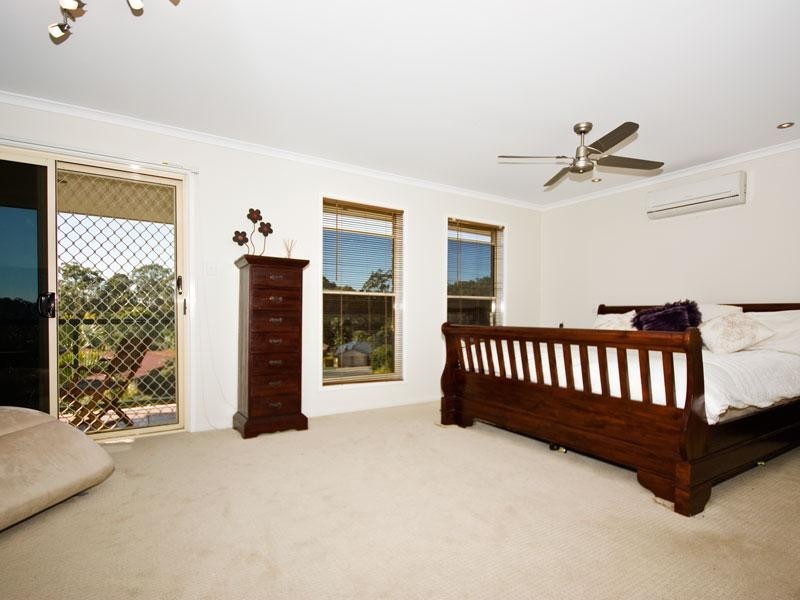 10 Brookland Close, Bridgeman Downs QLD 4035