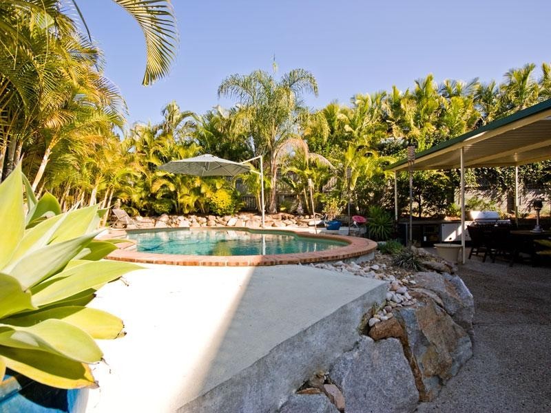 10 Brookland Close, Bridgeman Downs QLD 4035