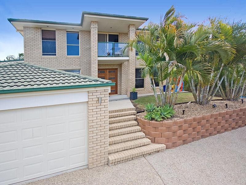 10 Brookland Close, Bridgeman Downs QLD 4035