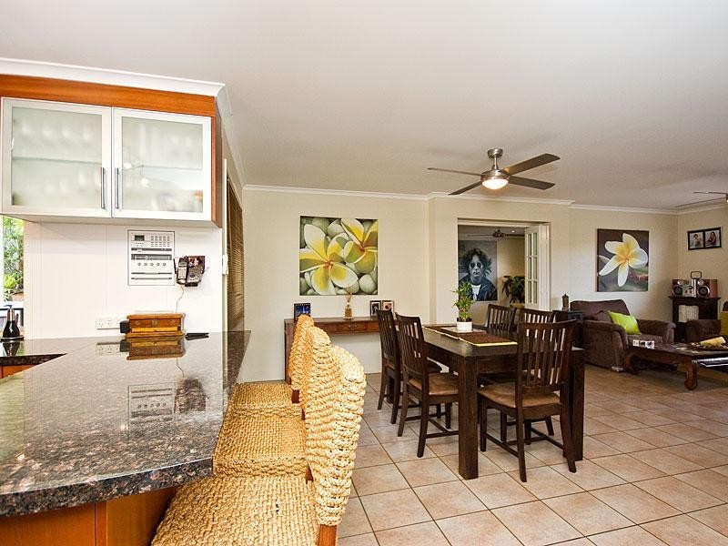 10 Brookland Close, Bridgeman Downs QLD 4035