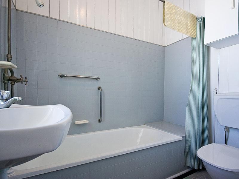 19 Pelham Street, Coorparoo QLD 4151