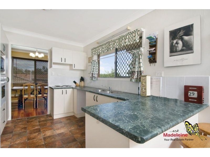 9 Seberg Street, Mcdowall QLD 4053