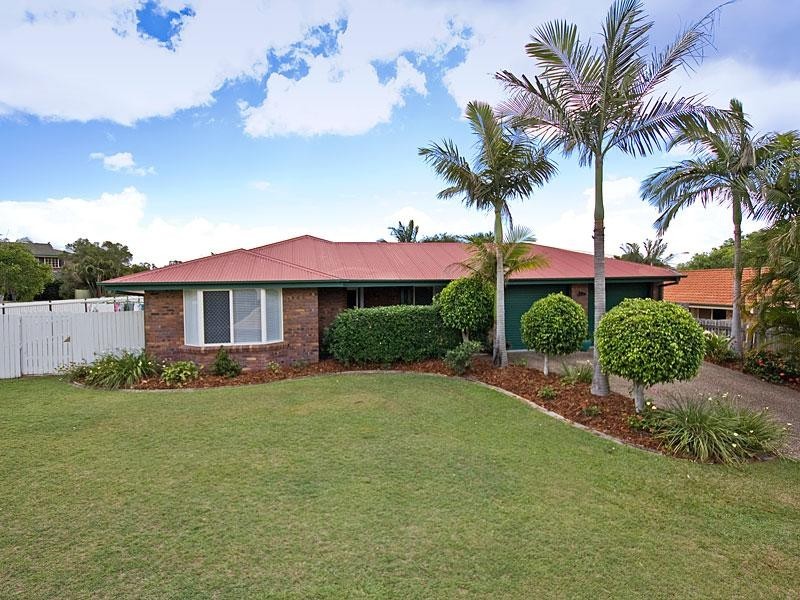 3 Brookland Close, Bridgeman Downs QLD 4035