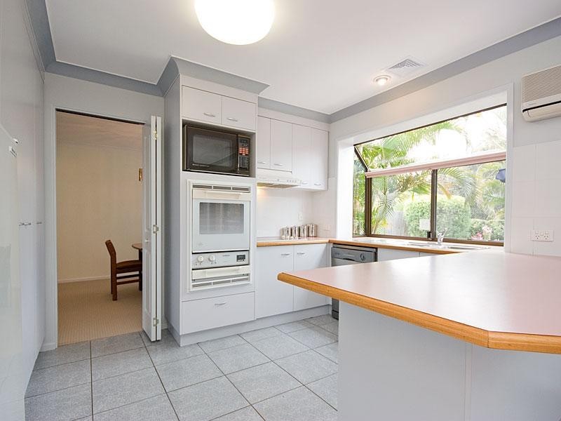 4 Barrett Place, Everton Park QLD 4053