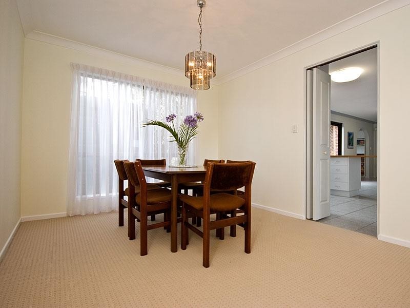 4 Barrett Place, Everton Park QLD 4053