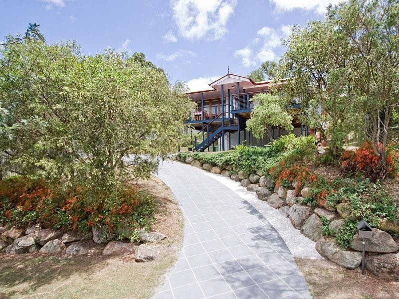 4 Glenwood Place, Ferny Hills QLD 4055