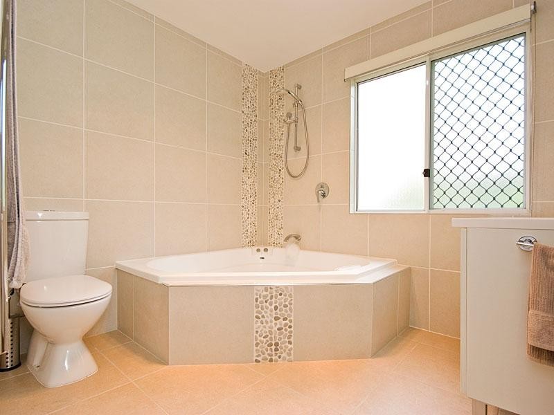 4 Glenwood Place, Ferny Hills QLD 4055