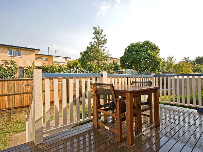 17 Loombah Crescent, Ferny Hills QLD 4055