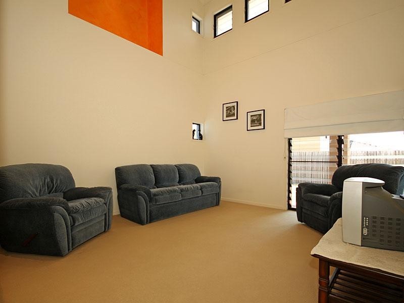 27 Matthau Place, Mcdowall QLD 4053