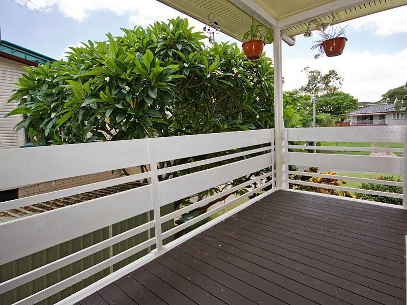 10 Loombah Crescent, Ferny Hills QLD 4055