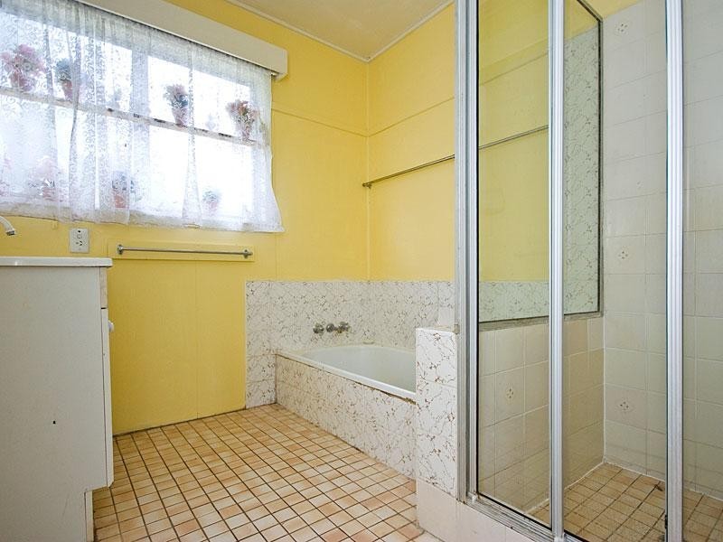 10 Loombah Crescent, Ferny Hills QLD 4055