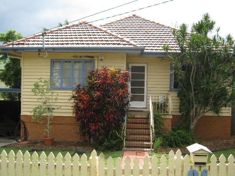 31 Newhaven Street, Everton Park QLD 4053