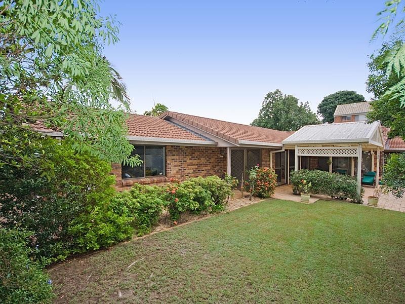 15 Fairhaven Street, Bridgeman Downs QLD 4035