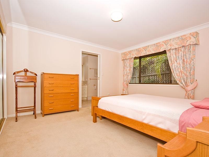 15 Fairhaven Street, Bridgeman Downs QLD 4035