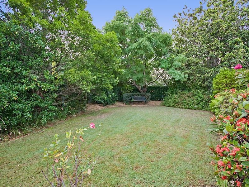 15 Fairhaven Street, Bridgeman Downs QLD 4035