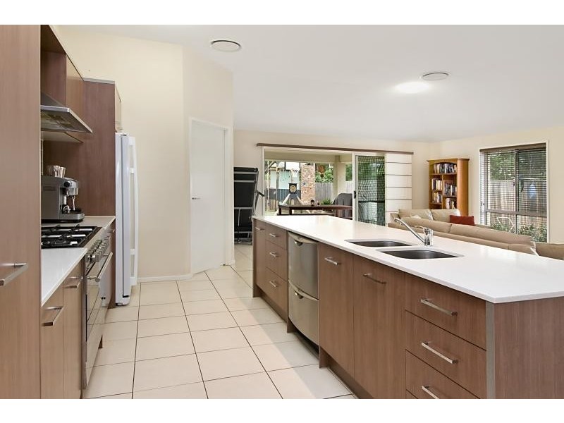 12 Lyell Crescent, Mcdowall QLD 4053