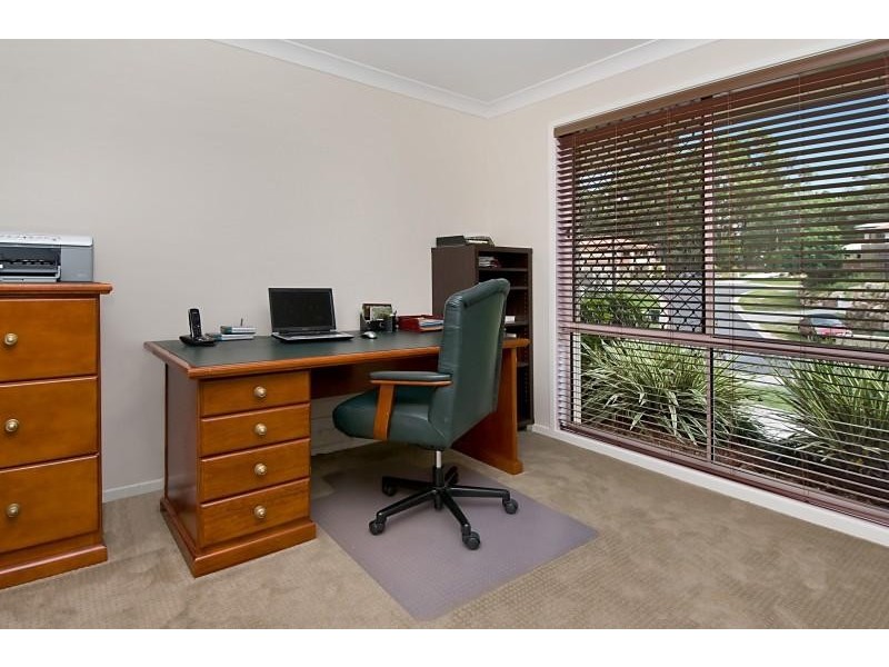 12 Lyell Crescent, Mcdowall QLD 4053
