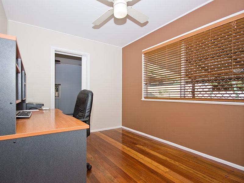 14 George Street, Albany Creek QLD 4035