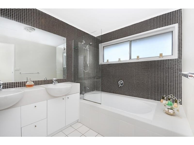 26 Raglass Street, Everton Park QLD 4053