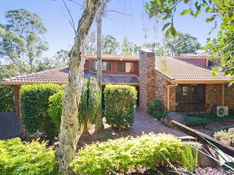 11 Laurel Court, Cashmere QLD 4500