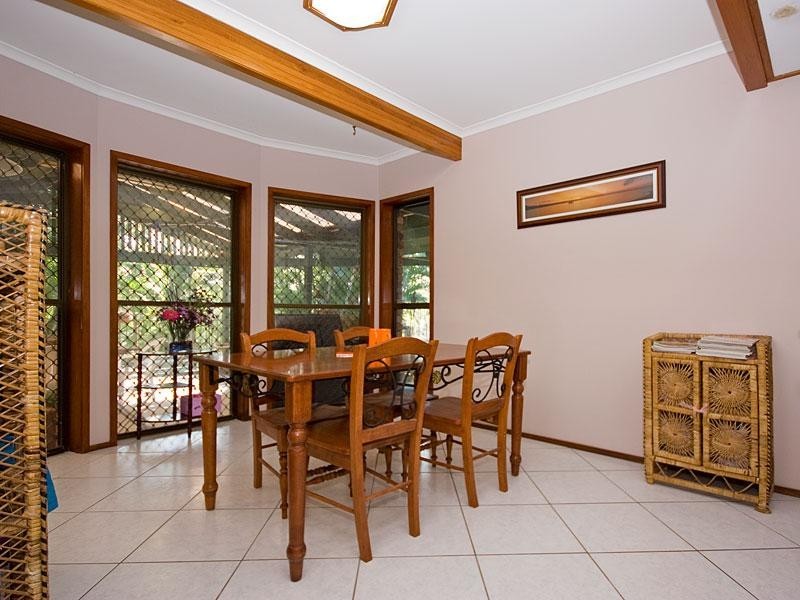 11 Laurel Court, Cashmere QLD 4500