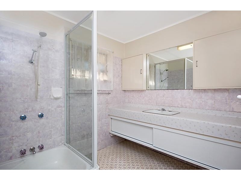 16 Eldershaw Street, Everton Park QLD 4053