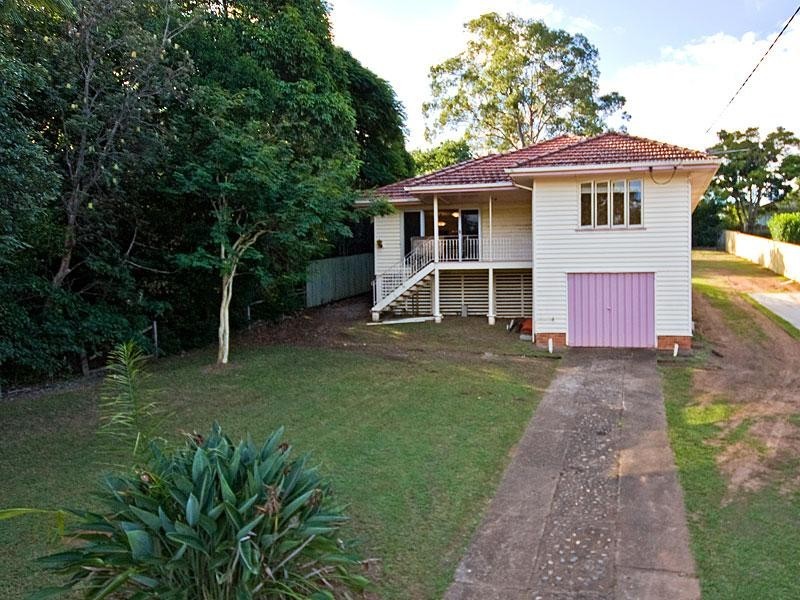 21 Benfield Street, Mitchelton QLD 4053