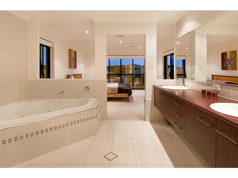 55 Dannenberg Street, Carseldine QLD 4034