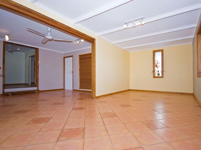 22 Eurobin Crescent, Ferny Hills QLD 4055