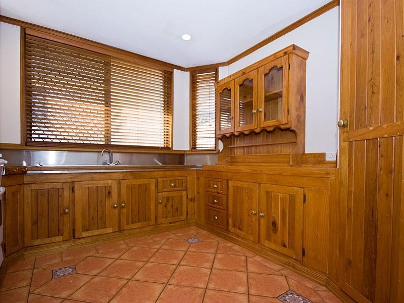 22 Eurobin Crescent, Ferny Hills QLD 4055