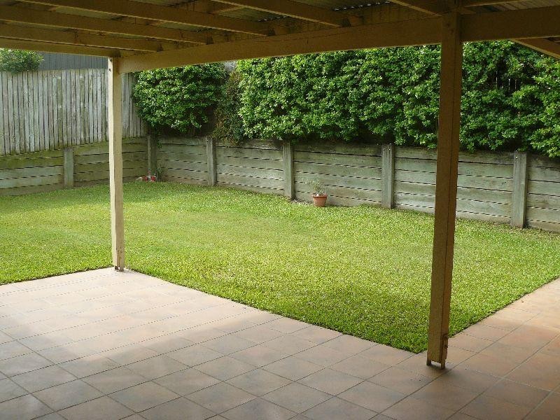 6 Redford Crescent, Mcdowall QLD 4053