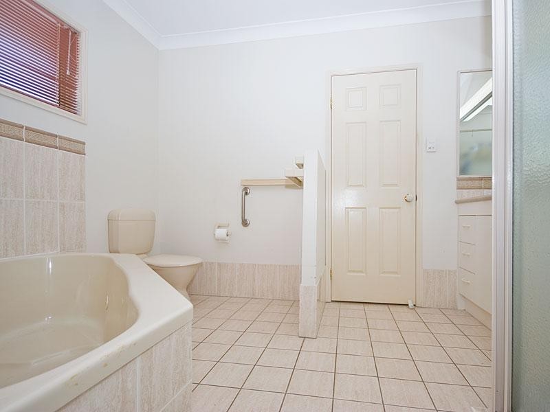 10 Blake Close, Mcdowall QLD 4053