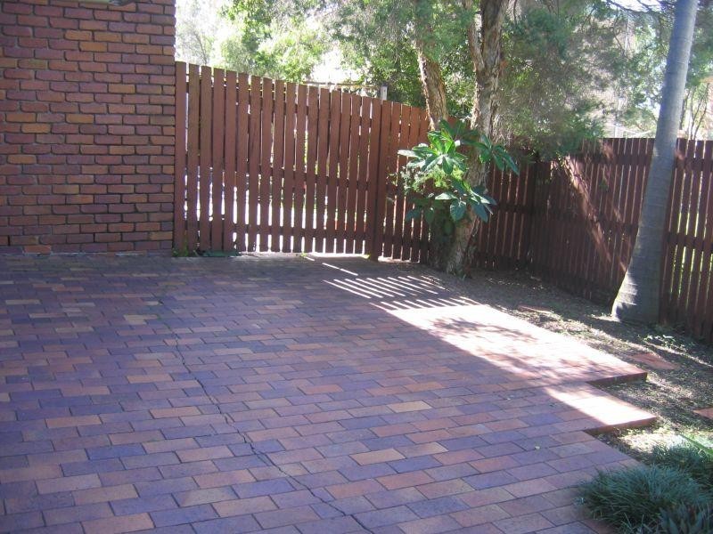 2/67 Wallace Street, Chermside QLD 4032