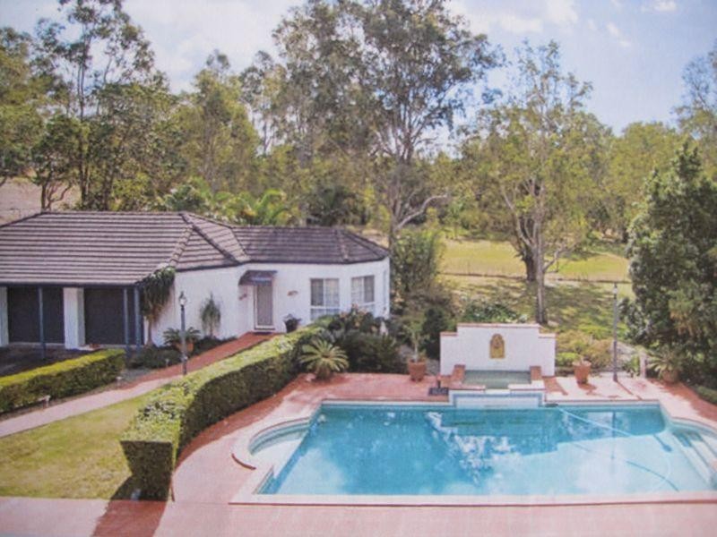 19 Retreat Street, Bridgeman Downs QLD 4035